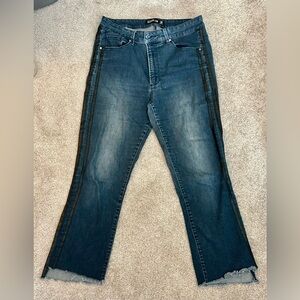 Design Lab Dark Blue Cropped Jeans